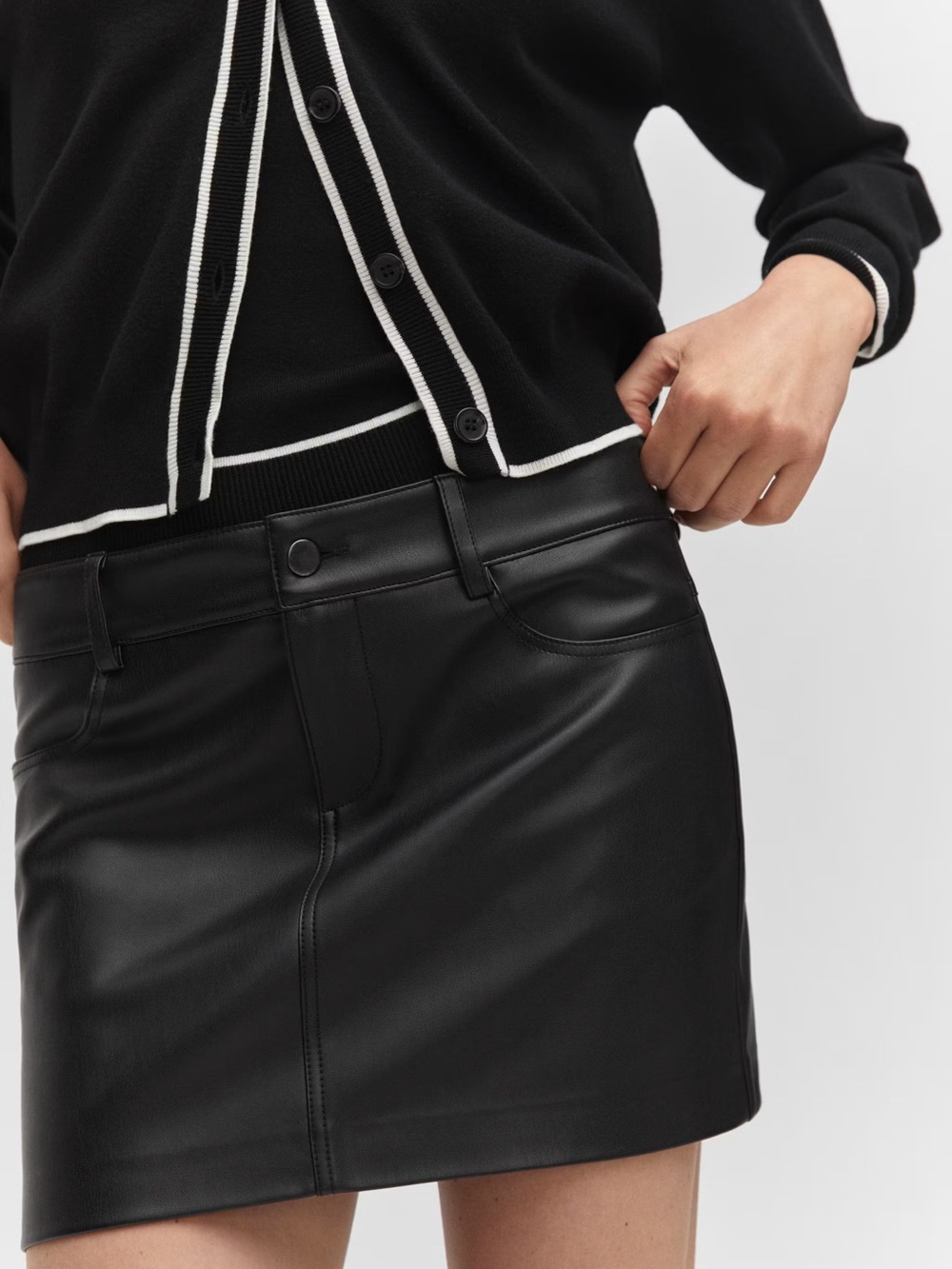 NWT Mango Black Faux Leather Mini Skirt